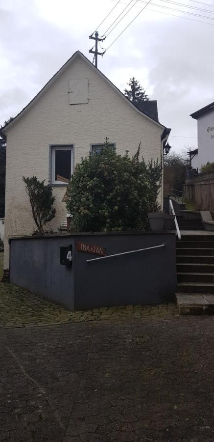Mosel-Ina Vila Bullay Exterior foto